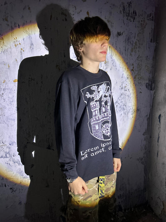 LOREM IPSUM LONGSLEEVE